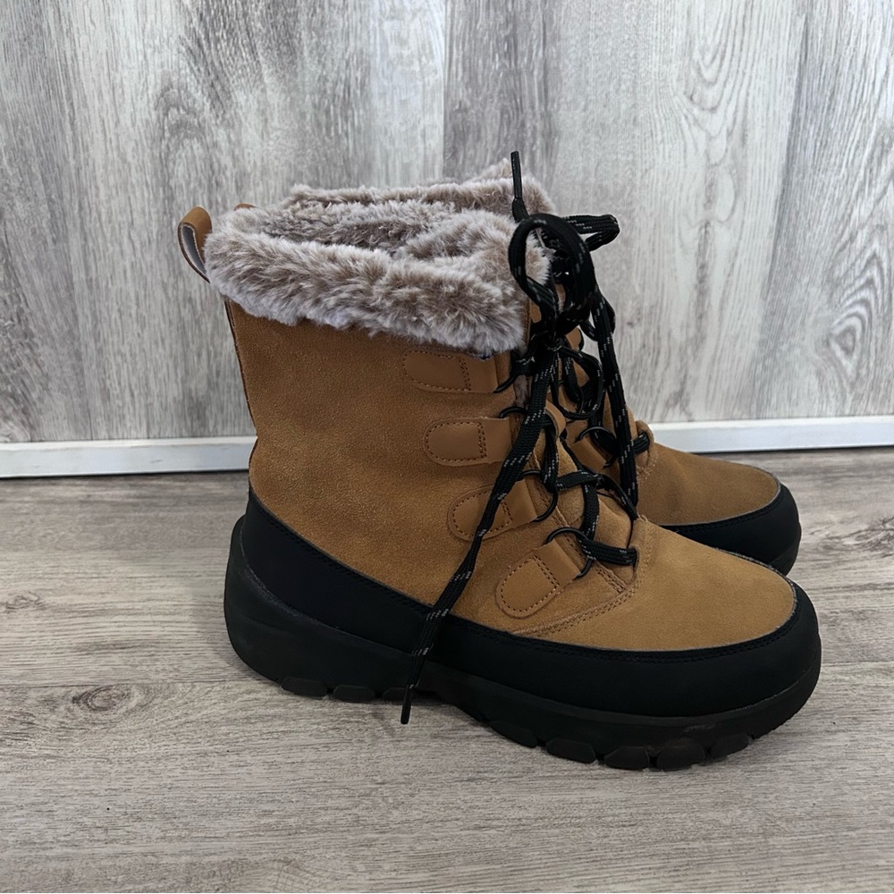 All in Motion Cathleen Waterproof Winter Snow Boots Women's 7 Thermolite Leather